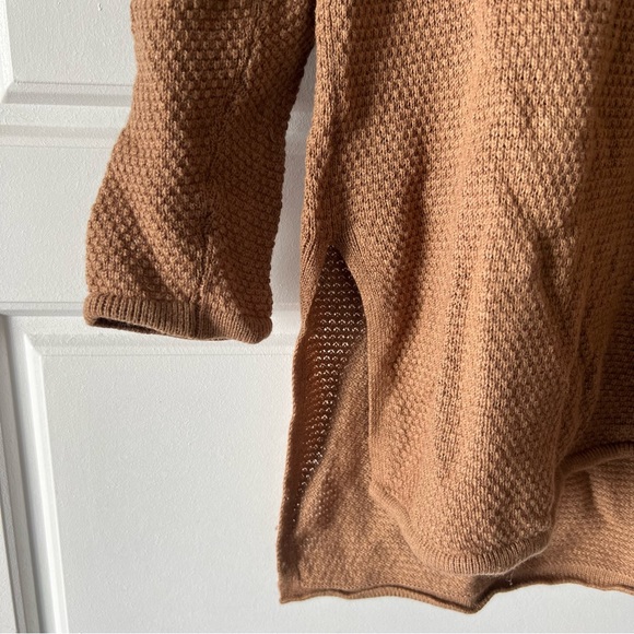 Aritzia Babaton Linen Blend Erin sweater, caramel - Picture 3 of 5